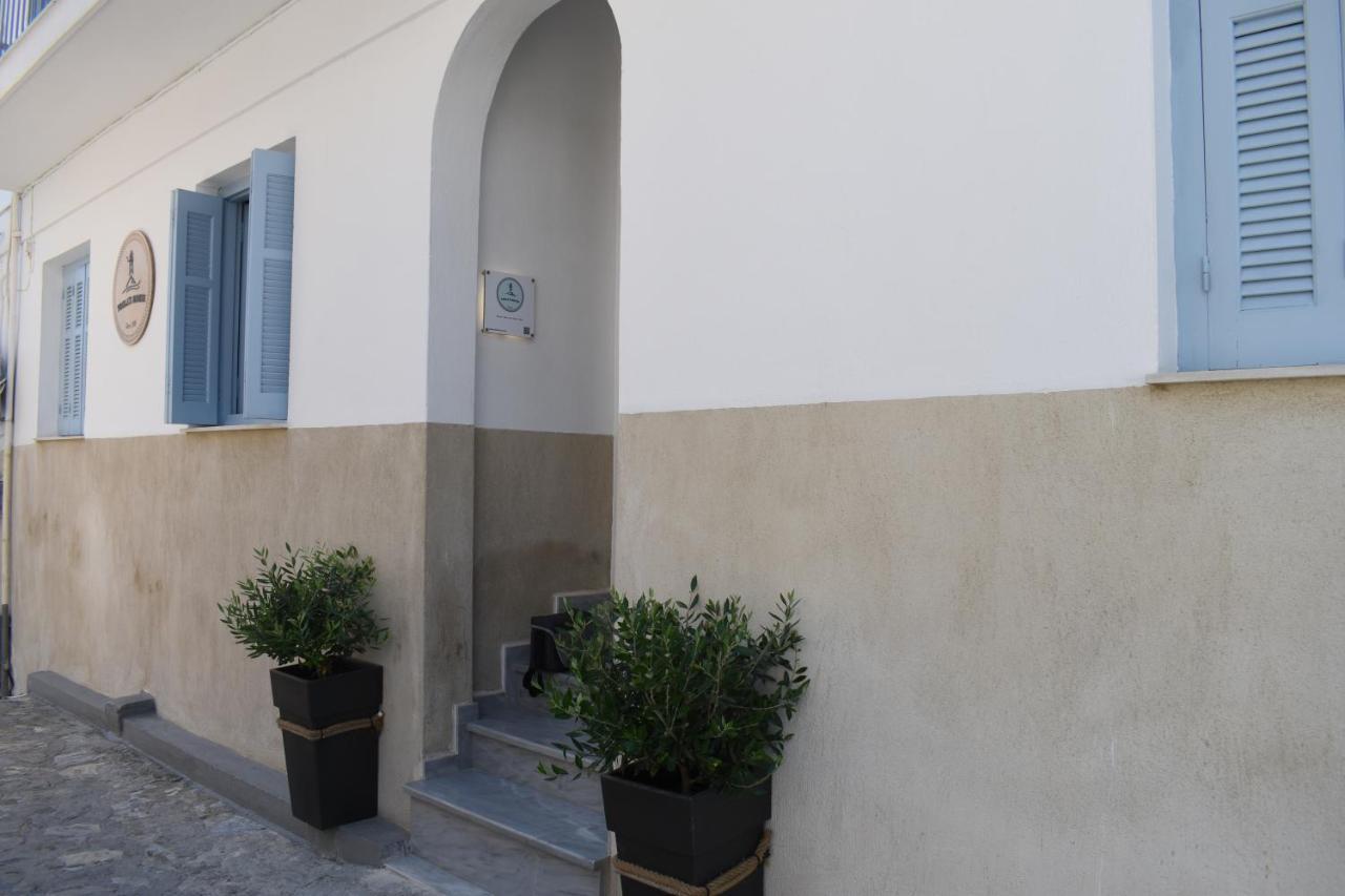 Voula'S House Hotel Skiathos Exterior photo
